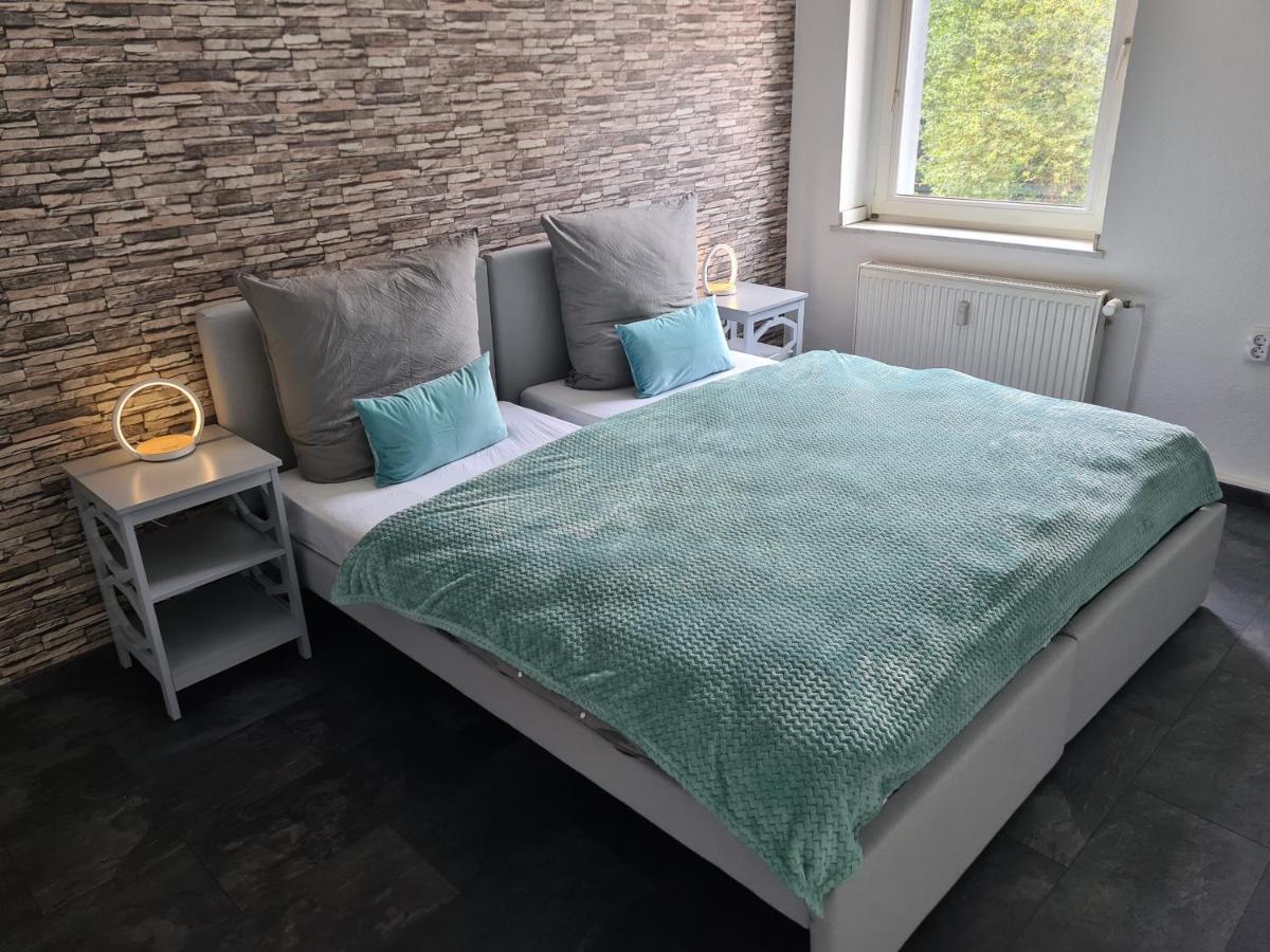 Theox No 10 Fuer 6 Personen * Duisburg